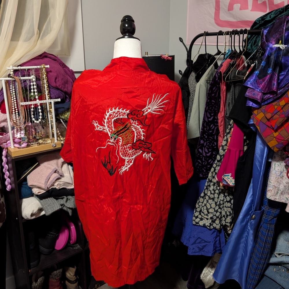 Red Dragon Embroidered Robe - Picture 4 of 4
